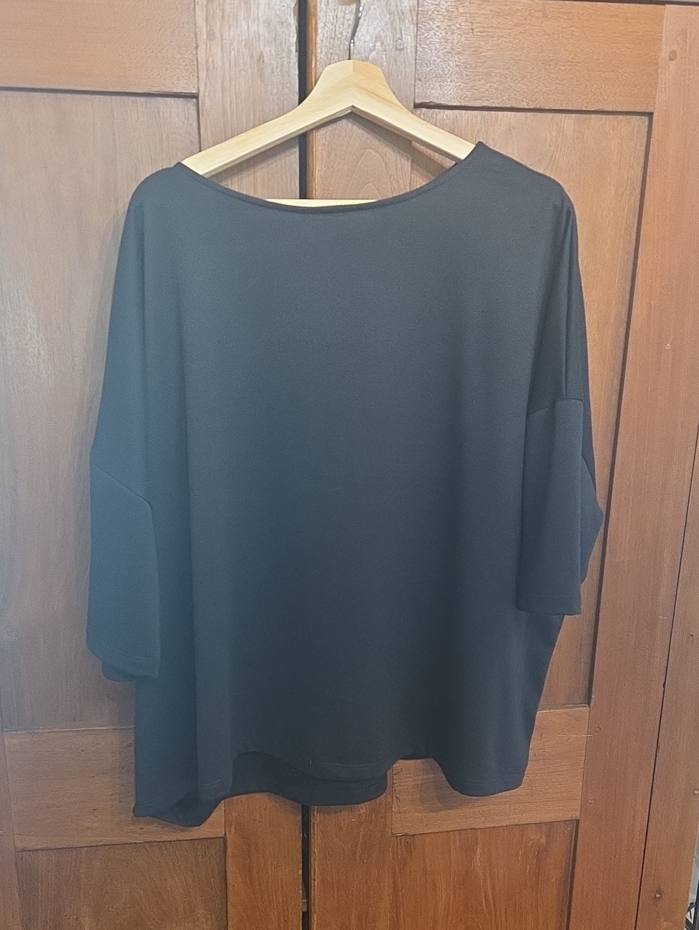 Three Birds Nest Batwing Shirt